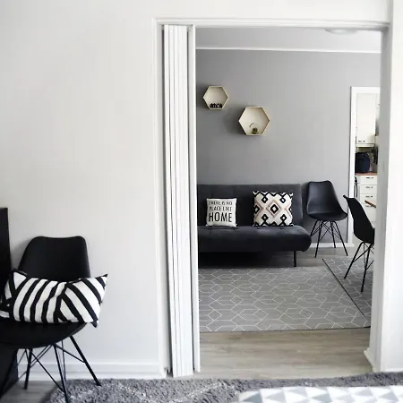 Scandinavian 17 Center Tyoemiehenkatu 2b Helsinki