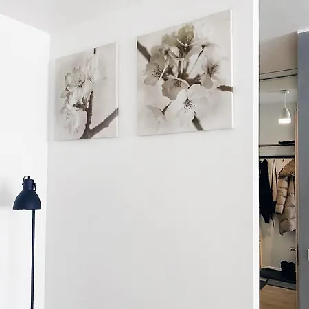 Scandinavian 17 Center Tyoemiehenkatu 2b Helsinki